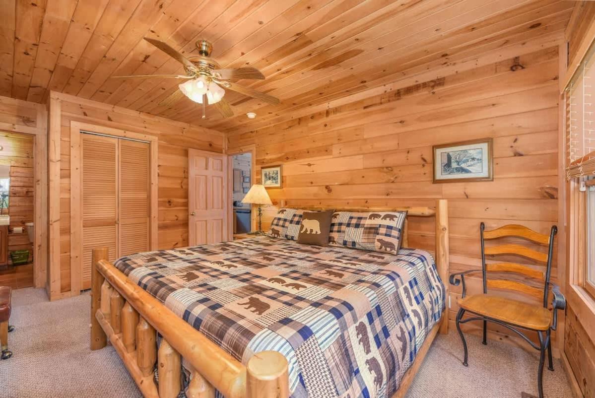 Gorgeous View. Hot Tub. Privacy. Fireplace. Pool & Fishing Access! Sevierville Exterior foto